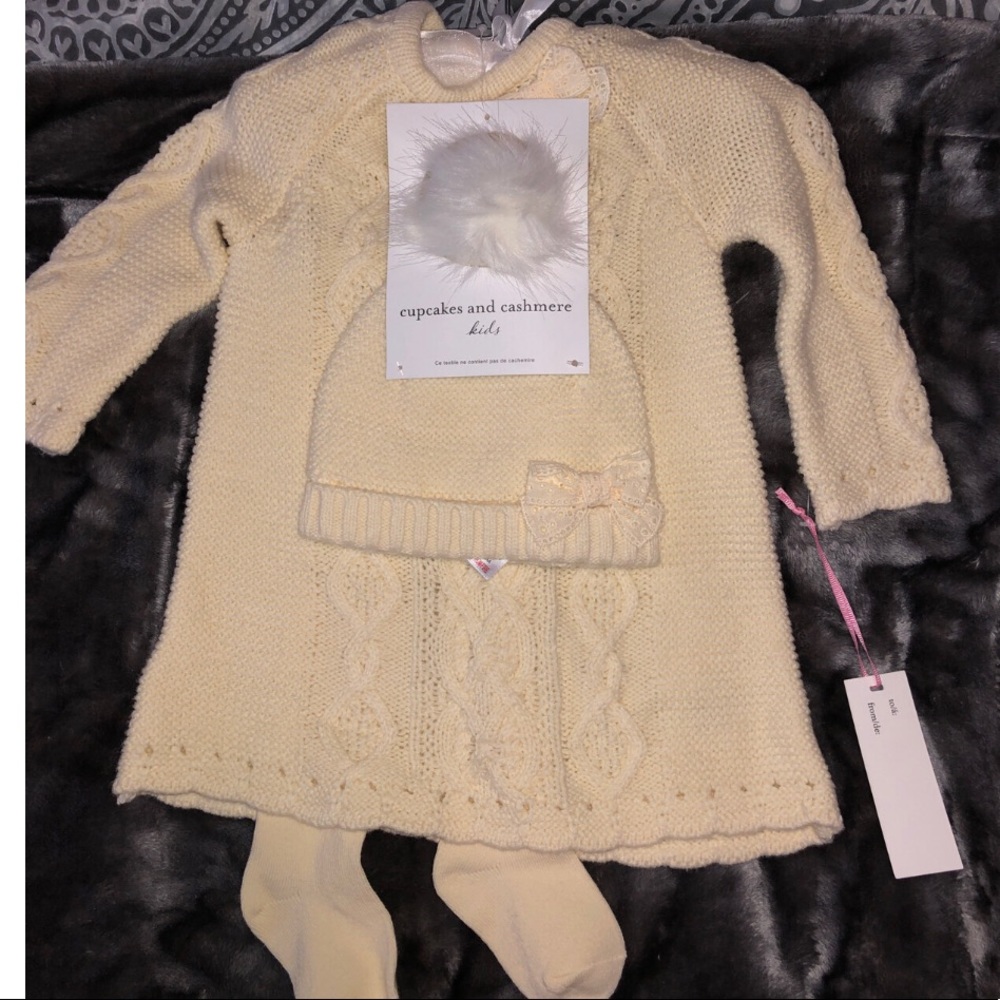 Nude sweater dress w hat & leggings nwt 3-6 months